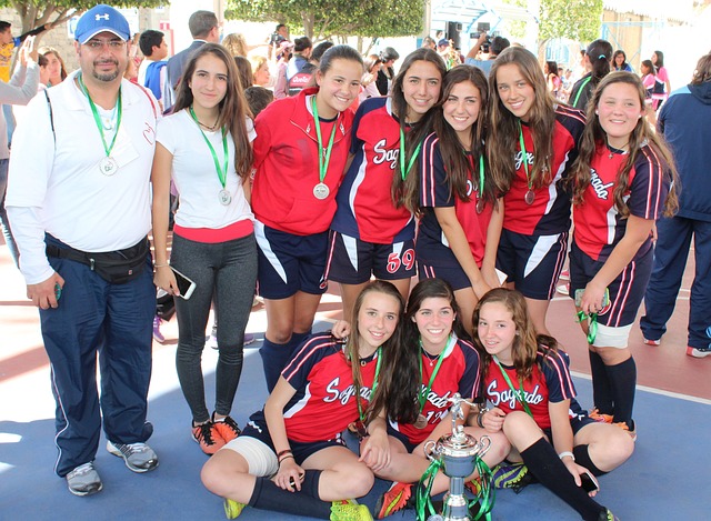 题引发了广 题引发了广